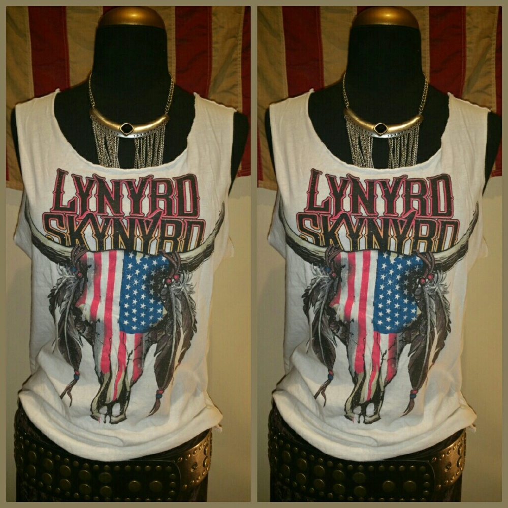 Vintage style Lynyrd Skynyrd Bohemian Rock Tee